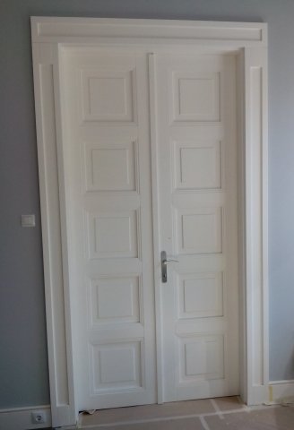 Borovi Fenyő fa beltéri ajtó