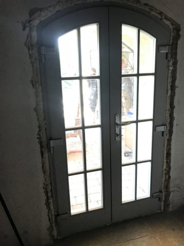 Íves Borovifenyő fa Bejárati Ajtó álosztóval