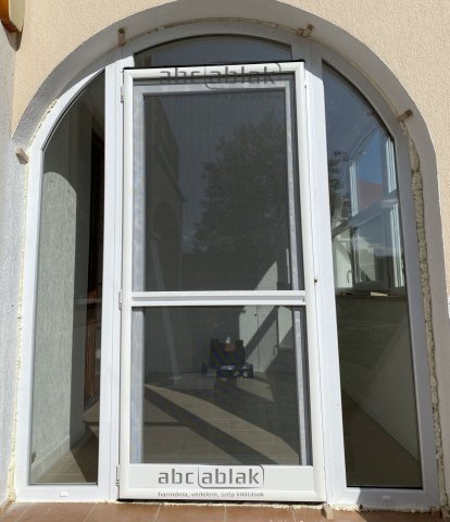 boltíves műanyag erkély ajtó,