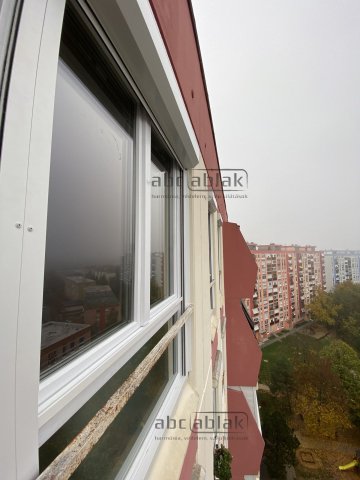 Panel nagyszoba ablak, fehér műanyag ablak,