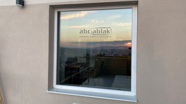 műanyag ablak gyártása, műanyag nyílászáró